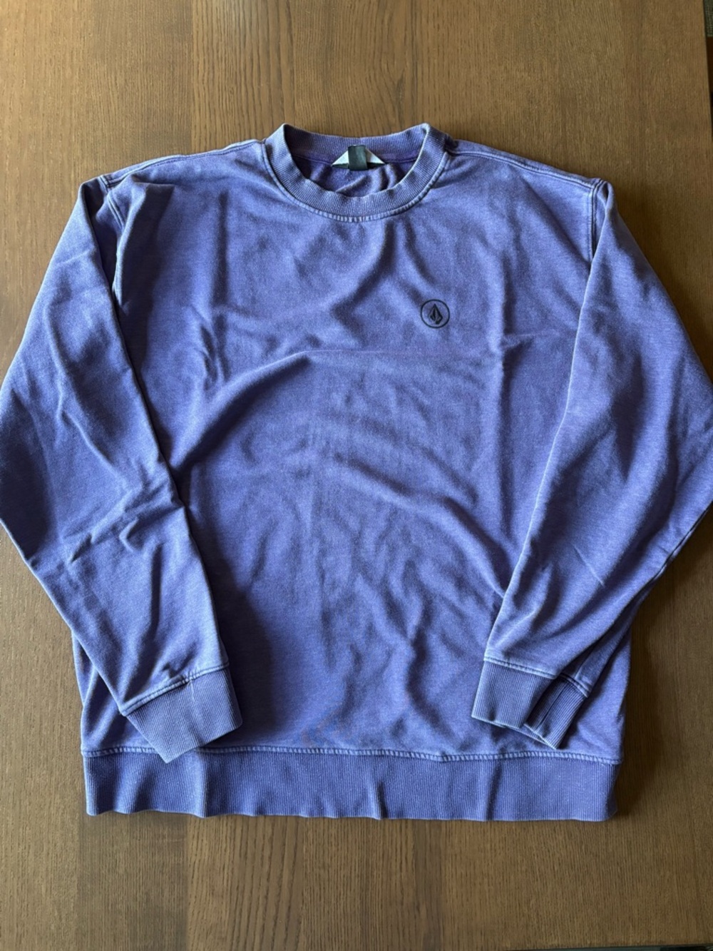 LAST CALL! VOLCOM - Purple Crewneck Sweatshirt with Logo